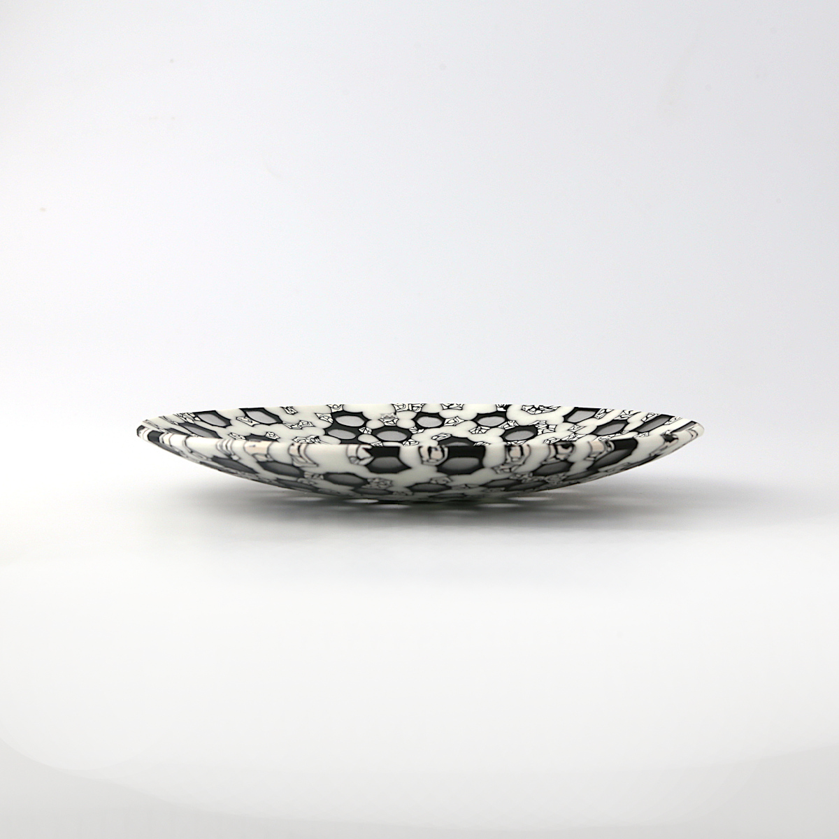 OL-D-19-016-3.jpg Plate 19 cm # 016 - Image 1